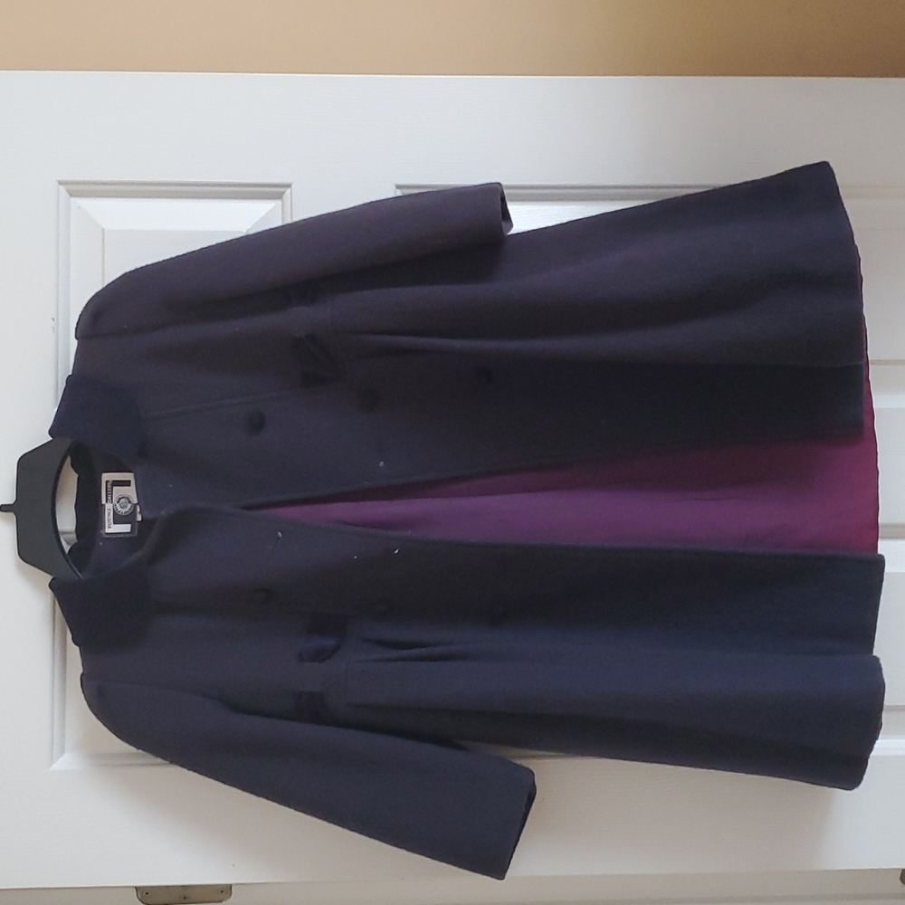 Girl's navy blue wool coat, Size 6